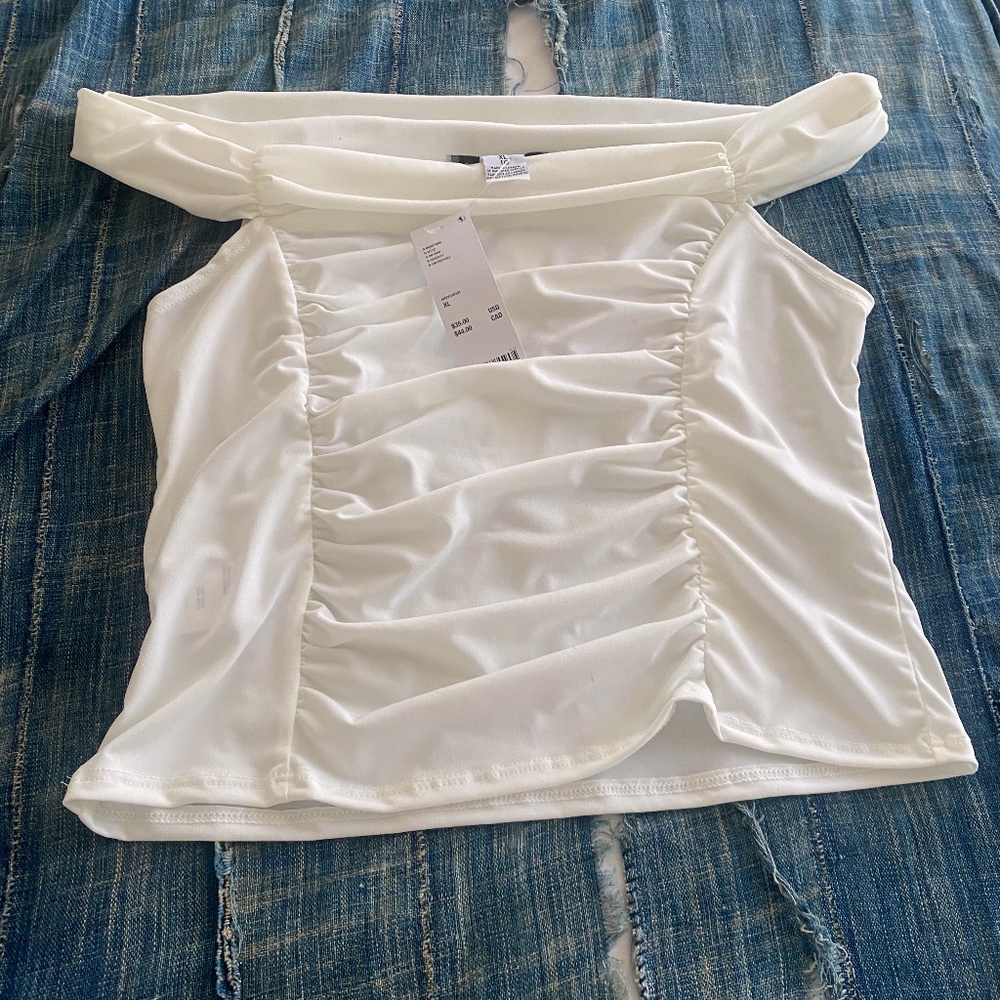 Silence + Noise Charlotte Ruched Off-The-Shoulder Top